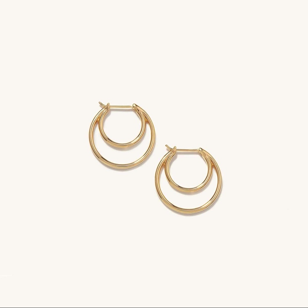Mejuri Crescent Midi Hoops